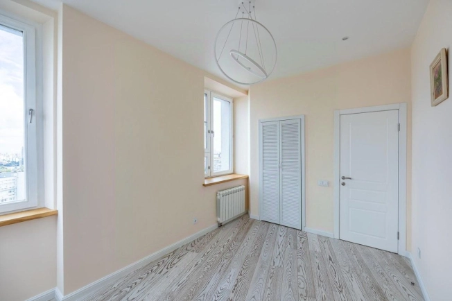 Купить квартиру в Москве. Вариант № 8621878, 15, площадь -  квм, цена 24000000 рублей