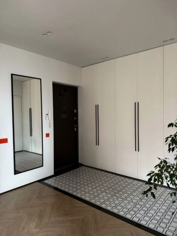 Купить квартиру в Москве. Вариант № 9367953, 4, площадь -  квм, цена 28400000 рублей