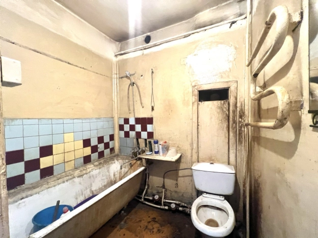 Купить квартиру на вторичке на улице Богомягкова в Чите. Вариант № 3251639, 16, площадь -  квм, цена 5600000 рублей