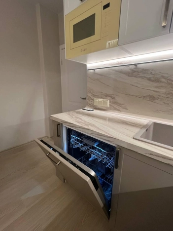 Купить квартиру в Москве. Вариант № 10128607, 6, площадь - квм, цена 13500000 рублей