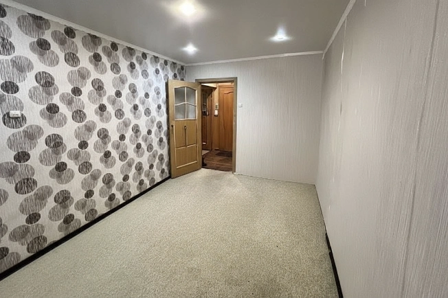 Купить квартиру в Тобольске. Вариант № 9314029, 4, площадь -  квм, цена 4600000 рублей