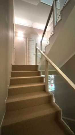 Купить многокомнатную квартиру в Калужской области. Вариант № 5871146, 7, площадь - квм, цена 25600000 рублей