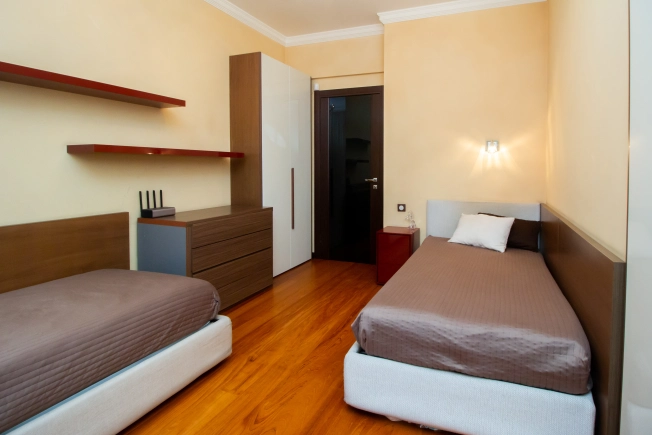 Купить квартиру в Москве. Вариант № 9830837, 11, площадь - квм, цена 65000000 рублей