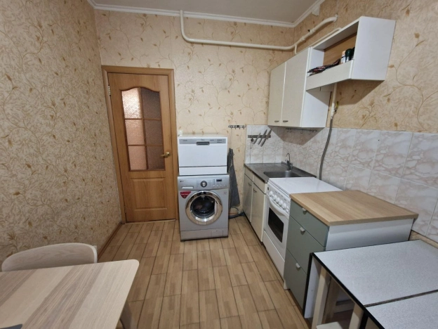 Купить квартиру в Москве. Вариант № 10394285, 0, площадь -  квм, цена 15000000 рублей