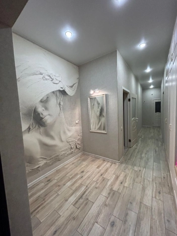 Купить трехкомнатную квартиру в Ростовской области. Вариант № 10238706, 0, площадь -  квм, цена 28000000 рублей