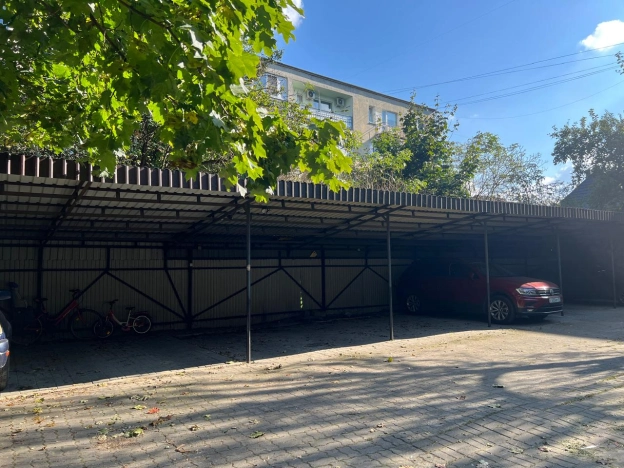 Купить трехкомнатную квартиру в Калининграде. Вариант № 6770995, 34, площадь -  квм, цена 13000000 рублей