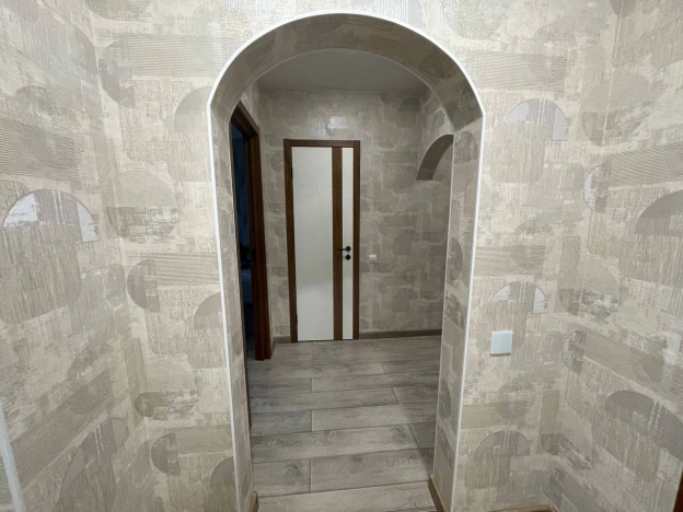 Купить двухкомнатную квартиру на улице Фабричный проезд в Коврове. Вариант № 10007625, 18, площадь - квм, цена 8000000 рублей