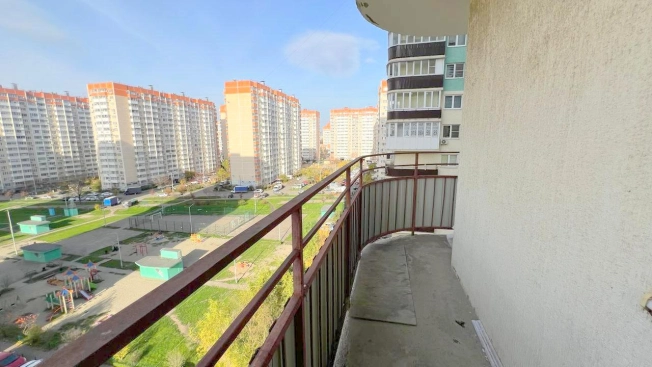 Купить двухкомнатную квартиру в Краснодаре. Вариант № 9447330, 9, площадь -  квм, цена 6000000 рублей