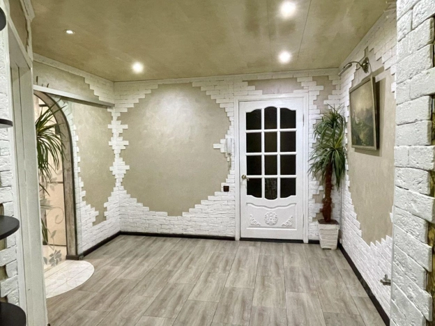 Купить четырехкомнатную квартиру в Московской области. Вариант № 10006373, 10, площадь -  квм, цена 11380000 рублей