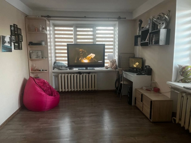 Купить однокомнатную квартиру в районе Московский в Санкт-Петербурге. Вариант № 41444, 3, площадь -  квм, цена 6980000 рублей