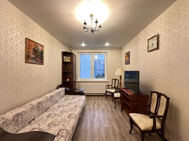 Купить однокомнатную квартиру у метро Садовая в Санкт-Петербурге. Вариант № 8218779, 1, площадь -  квм, цена 7390000 рублей