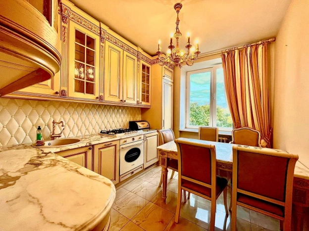 Снять квартиру в Москве. Вариант № 10340224, 0, площадь -  квм, цена 170000 рублей