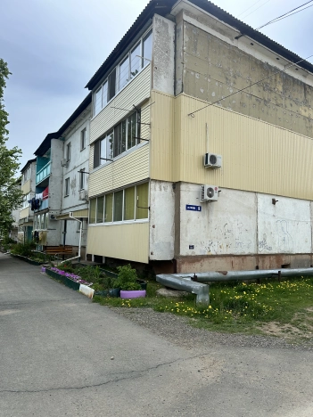 Купить однокомнатную квартиру в Приморском крае. Вариант № 8280, 0, площадь -  квм, цена 3300000 рублей