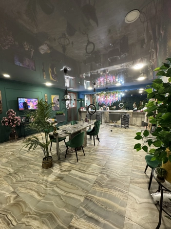 Купить коммерческую недвижимость свободного назначения в Таганроге. Вариант № 55243, 0, площадь -  квм, цена 4990000 рублей