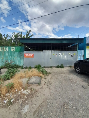 Купить коммерческую недвижимость в Элисте. Вариант № 52993, 4, площадь -  квм, цена 5000000 рублей