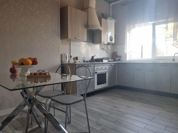 Купить квартиру в Республике Крым. Вариант № 9579967, 15, площадь -  квм, цена 7800000 рублей