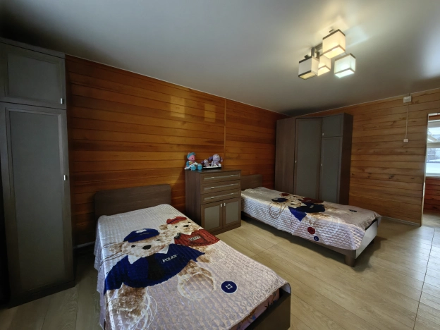 Купить дом в Иркутской области. Вариант № 9561316, 32, площадь -  квм, цена 9200000 рублей