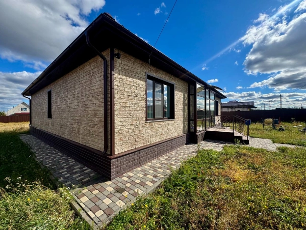 Купить дом в Старом Осколе. Вариант № 5921668, 33, площадь -  квм, цена 12850000 рублей