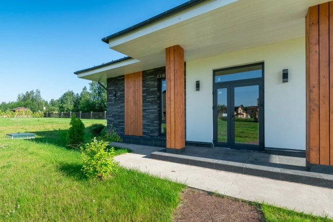 Купить дом в Санкт-Петербурге. Вариант № 1407723, 2, площадь -  квм, цена 27116000 рублей