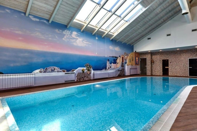 Купить дом на улице Спасская в Краснодаре. Вариант № 6108, 15, площадь -  квм, цена 99000000 рублей