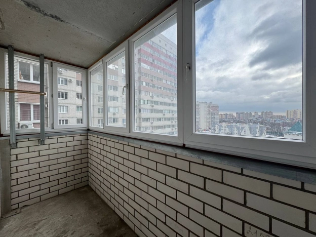 Купить квартиру на улице Олимпийский бульвар в Воронеже. Вариант № 27844, 5, площадь -  квм, цена 4790000 рублей