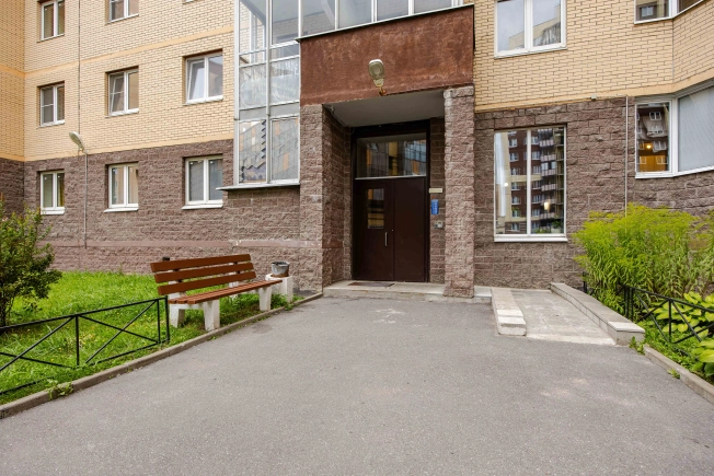 Купить квартиру в Ленинградской области. Вариант № 2530025, 19, площадь -  квм, цена 6290000 рублей