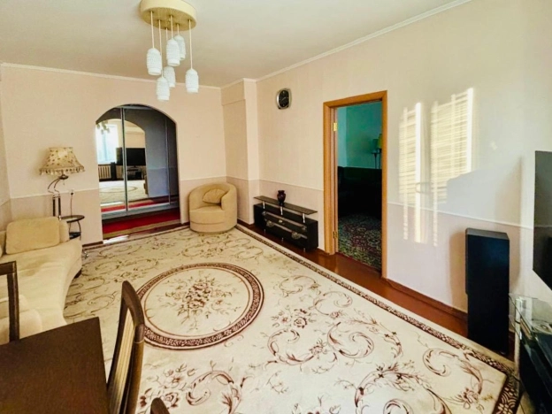 Купить трехкомнатную квартиру в Микрорайоне Ново-Западная Поляна, Первомайский район в Пензе. Вариант № 9967430, 5, площадь -  квм, цена 8700000 рублей