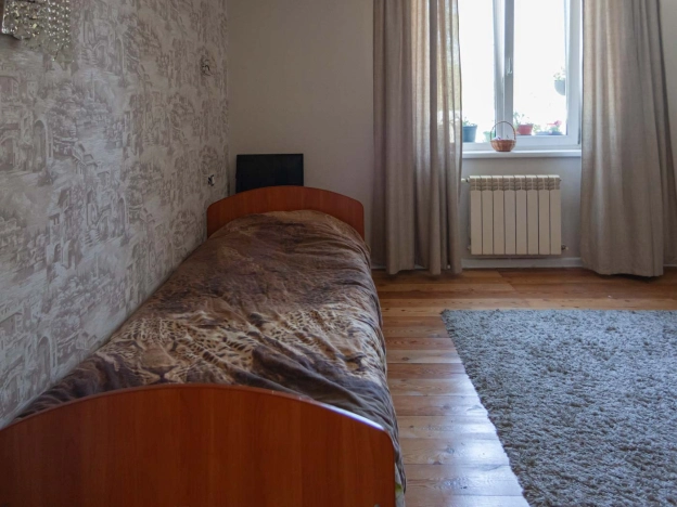 Купить дом в районе Калининский в Новосибирске. Вариант № 54247, 34, площадь -  квм, цена 8650000 рублей