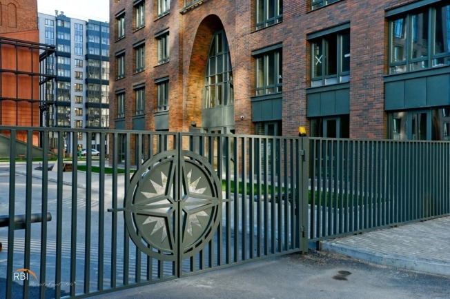 Купить трехкомнатную квартиру на улице Смолячкова в Санкт-Петербурге. Вариант № 10849469, 20, площадь - квм, цена 37000000 рублей