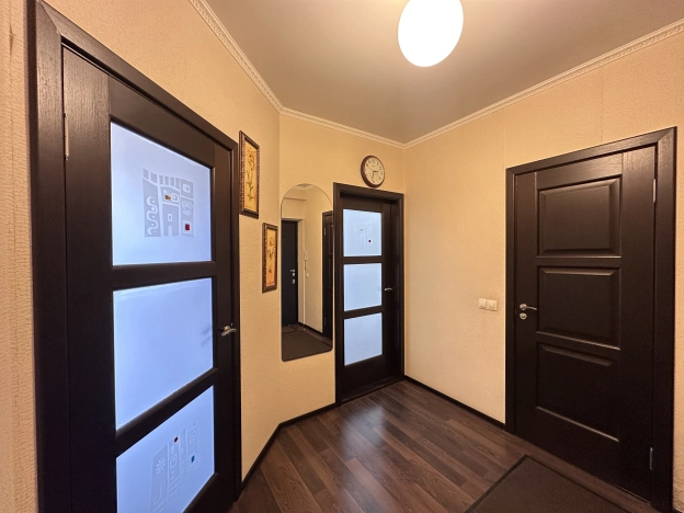 Купить однокомнатную квартиру у метро Приморская в Санкт-Петербурге. Вариант № 56346, 15, площадь -  квм, цена 14400000 рублей