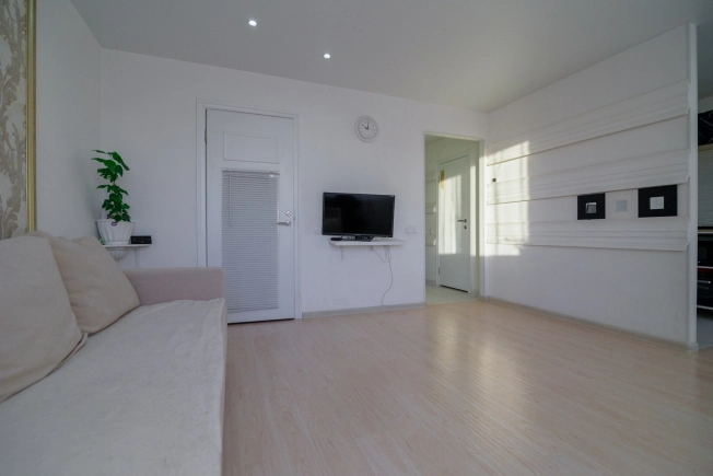 Купить Студию в Новосибирской области. Вариант № 9814929, 5, площадь -  квм, цена 4350000 рублей