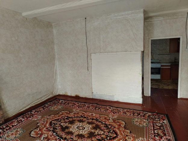 Купить однокомнатную квартиру на улице Центральная в Владимирской области. Вариант № 9709368, 4, площадь -  квм, цена 300000 рублей