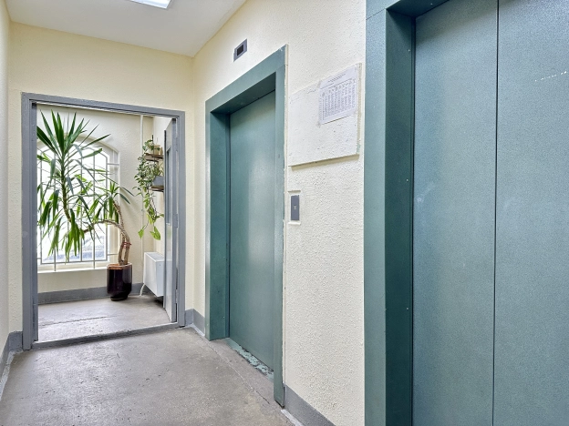 Купить трехкомнатную квартиру на улице имени Зверева в Красногорске. Вариант № 29532, 24, площадь -  квм, цена 15999000 рублей