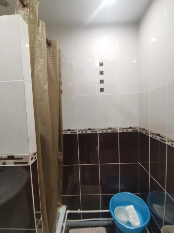 Купить трехкомнатную квартиру в Микрорайоне 8-й, Элиста в Элисте. Вариант № 31426, 15, площадь -  квм, цена 6000000 рублей