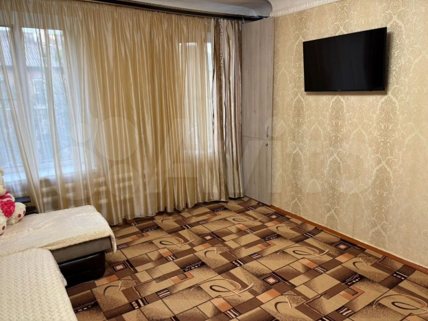 Купить однокомнатную квартиру в Ростовской области. Вариант № 50597, 2, площадь -  квм, цена 3100000 рублей