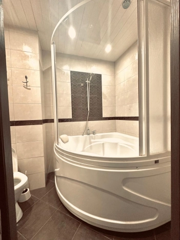 Купить квартиру в Москве. Вариант № 8176516, 3, площадь -  квм, цена 12300000 рублей