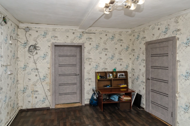 Купить дом в Новосибирске. Вариант № 3272154, 6, площадь -  квм, цена 4900000 рублей