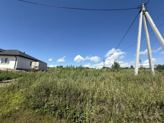 Купить земельный участок в Уссурийске. Вариант № 2047798, 1, площадь -  квм, цена 1000000 рублей