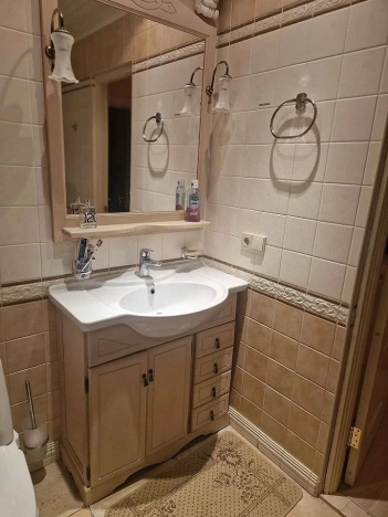 Купить квартиру в Москве. Вариант № 10624024, 6, площадь -  квм, цена 25000000 рублей