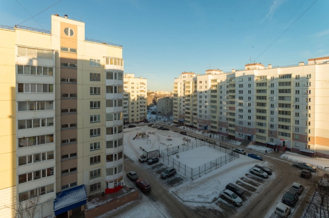 Купить двухкомнатную квартиру в Тюменской области. Вариант № 16637, 12, площадь -  квм, цена 5700000 рублей