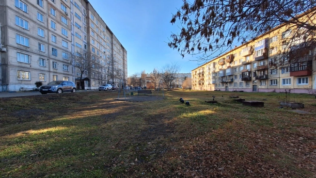 Купить трехкомнатную квартиру на улице Ильи Мухачева в Бийске. Вариант № 8584074, 1, площадь -  квм, цена 4300000 рублей