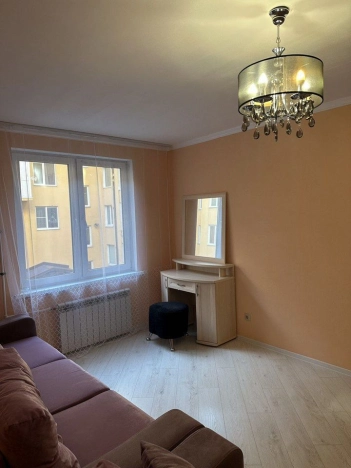 Купить трехкомнатную квартиру у метро Садовая в Санкт-Петербурге. Вариант № 9335664, 5, площадь -  квм, цена 8700000 рублей