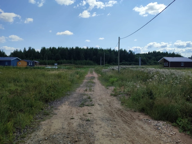 Купить земельный участок в Вологодской области. Вариант № 21303, 2, площадь -  квм, цена 1000000 рублей