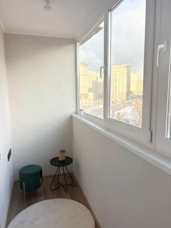 Купить квартиру в Москве. Вариант № 10438330, 1, площадь -  квм, цена 18490000 рублей