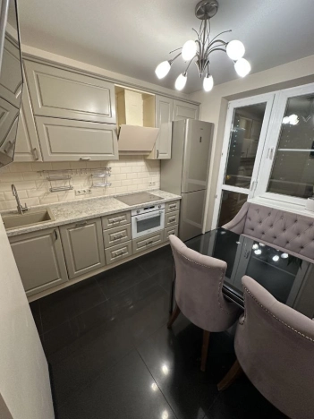 Купить квартиру в Москве. Вариант № 9506905, 6, площадь -  квм, цена 13900000 рублей