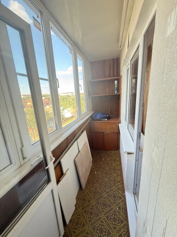 Купить трехкомнатную квартиру в Микрорайоне 8-й, Элиста в Элисте. Вариант № 2363228, 16, площадь -  квм, цена 5400000 рублей