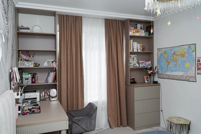 Купить четырехкомнатную квартиру на улице Мира в Новосибирской области. Вариант № 4156069, 26, площадь -  квм, цена 30000000 рублей