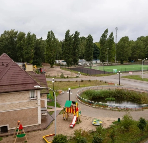 Купить трехкомнатную квартиру на улице Советская в Калининградской области. Вариант № 3541, 14, площадь -  квм, цена 12500000 рублей