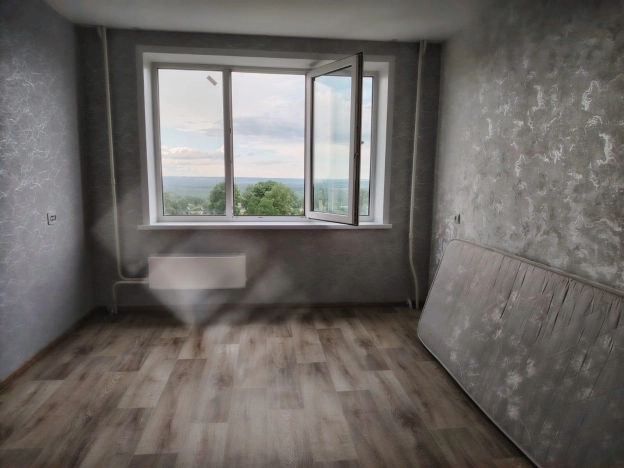 Купить квартиру в районе Рудничный в Кемерове. Вариант № 49142, 3, площадь -  квм, цена 2300000 рублей