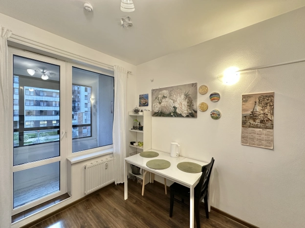 Купить двухкомнатную квартиру в районе Приморский в Санкт-Петербурге. Вариант № 8044418, 4, площадь -  квм, цена 19990000 рублей